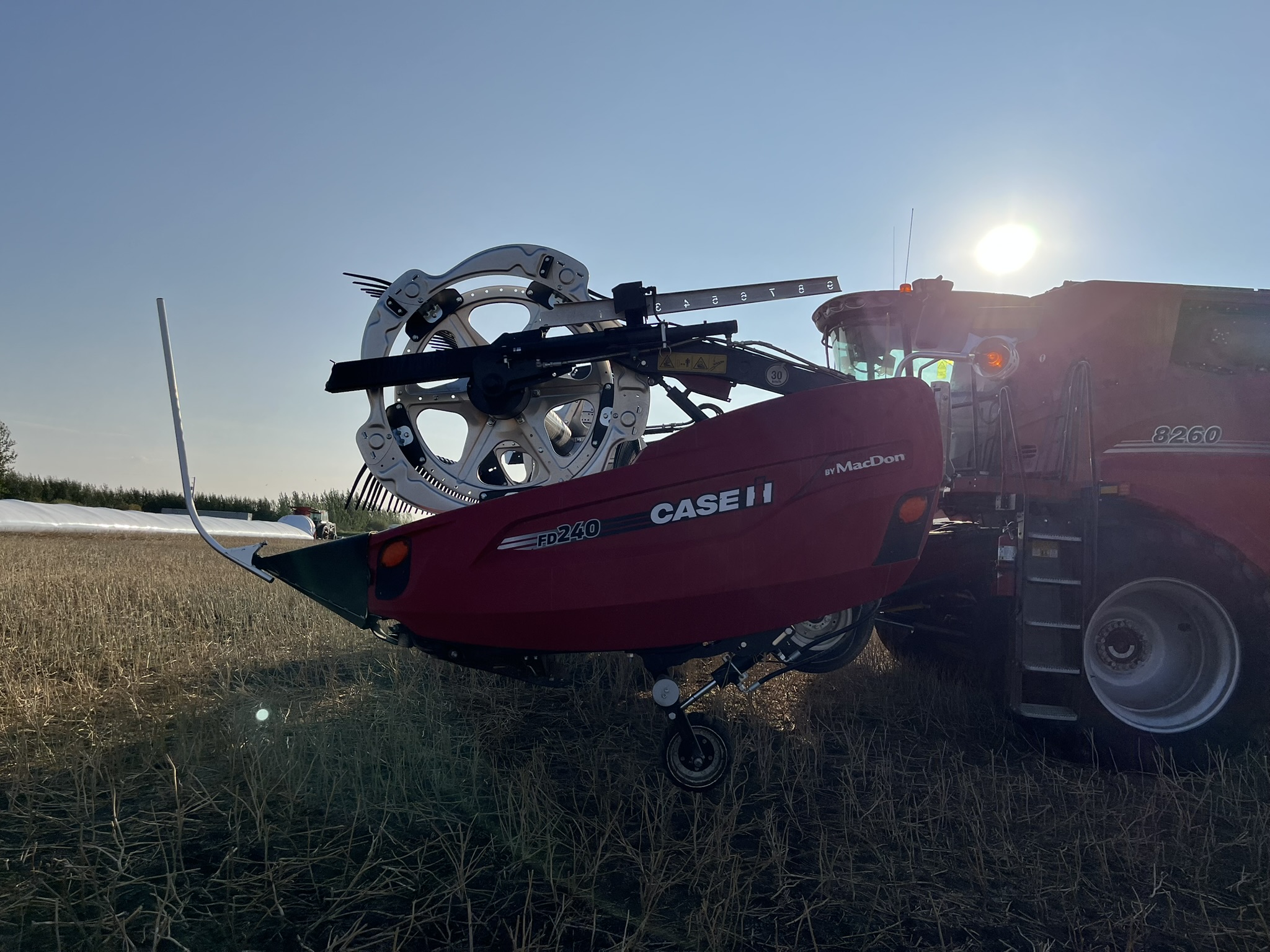 2024 MacDon FD240 Header Draper Flex