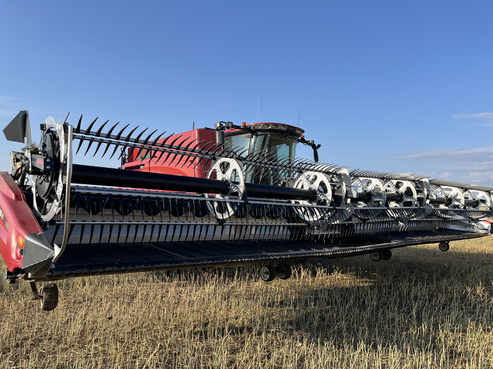 2024 MacDon FD240 Header Draper Flex
