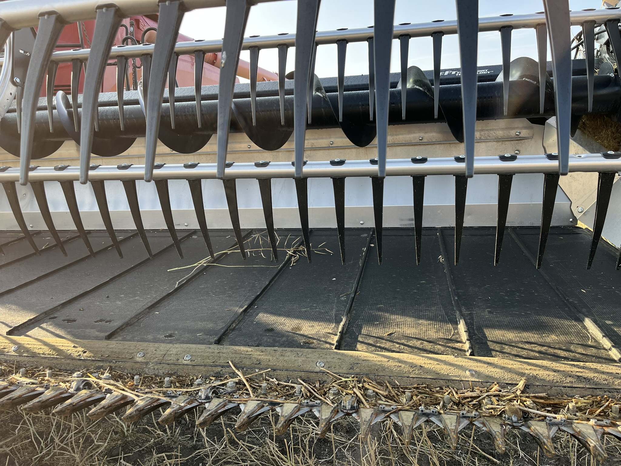 2024 MacDon FD240 Header Draper Flex