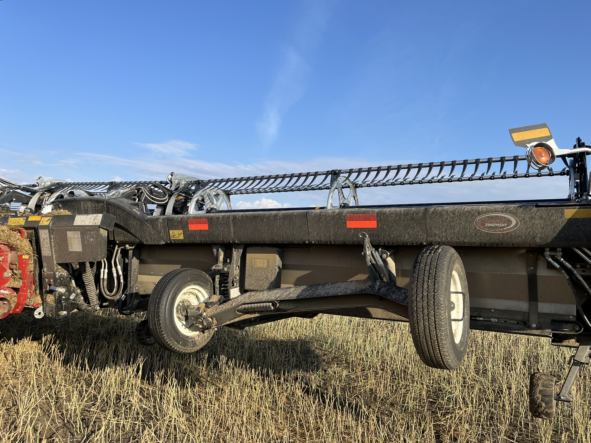 2024 MacDon FD240 Header Draper Flex