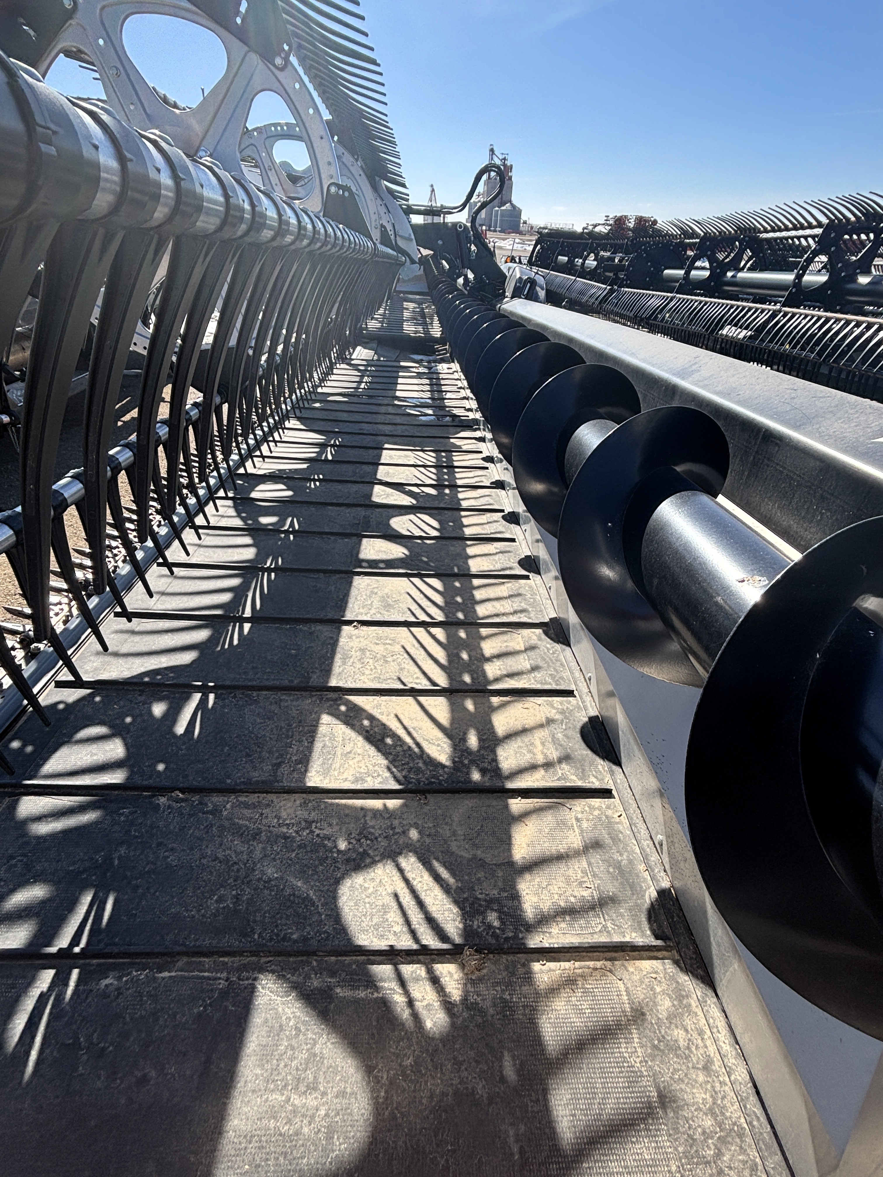 2025 MacDon FD250 Header Draper Flex