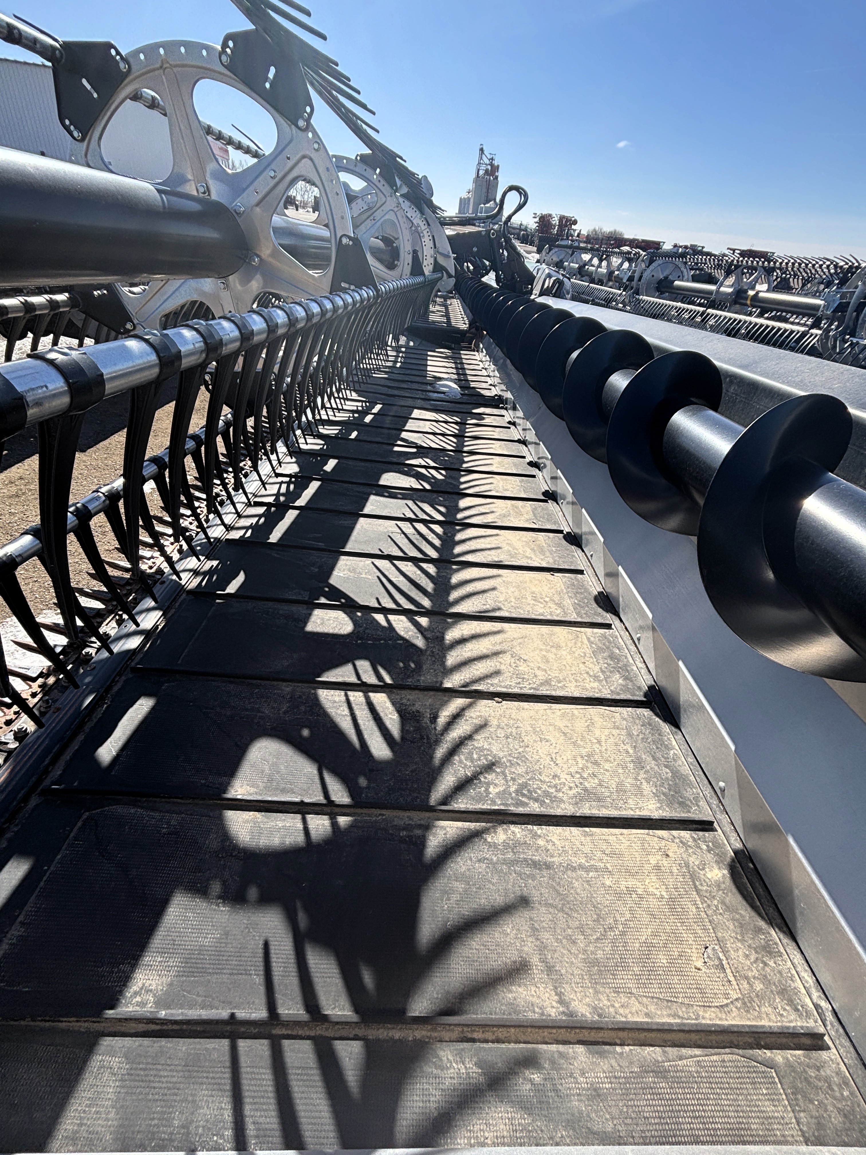 2025 MacDon FD250 Header Draper Flex