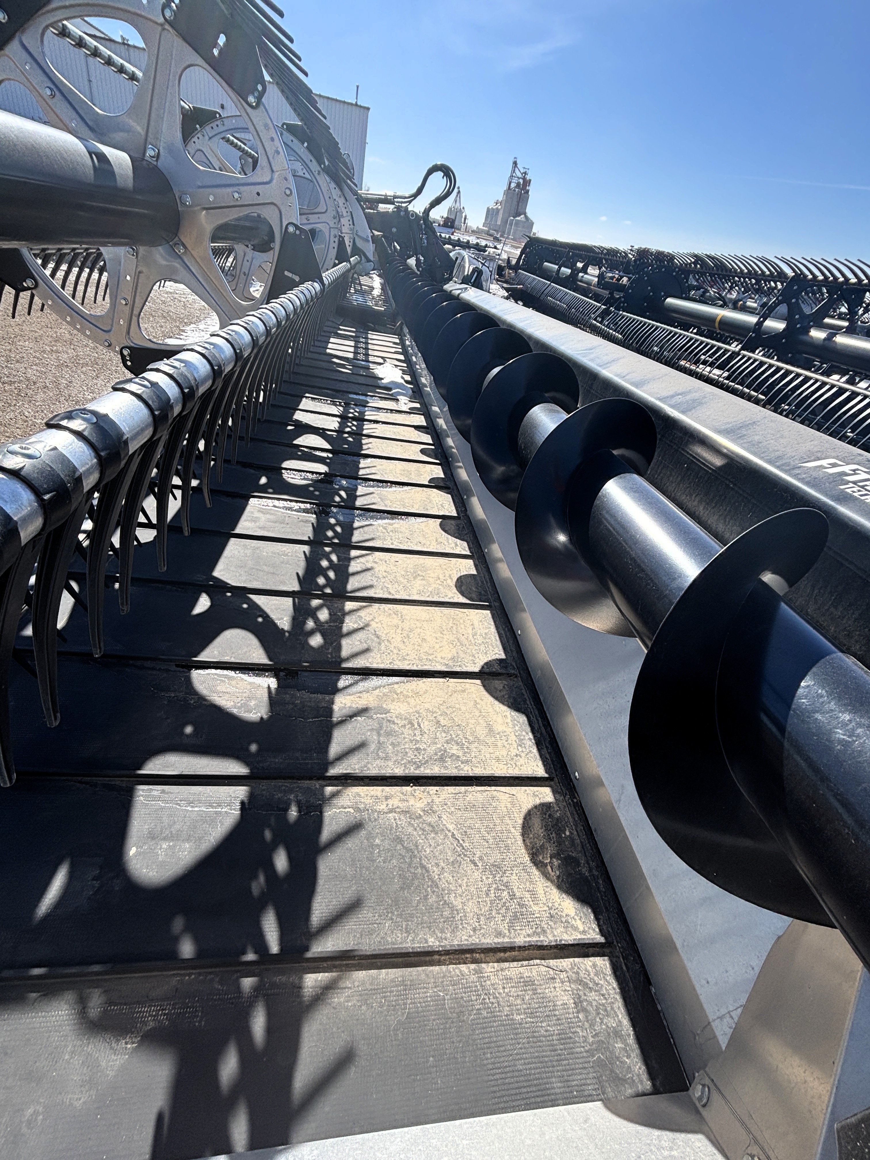 2025 MacDon FD250 Header Draper Flex