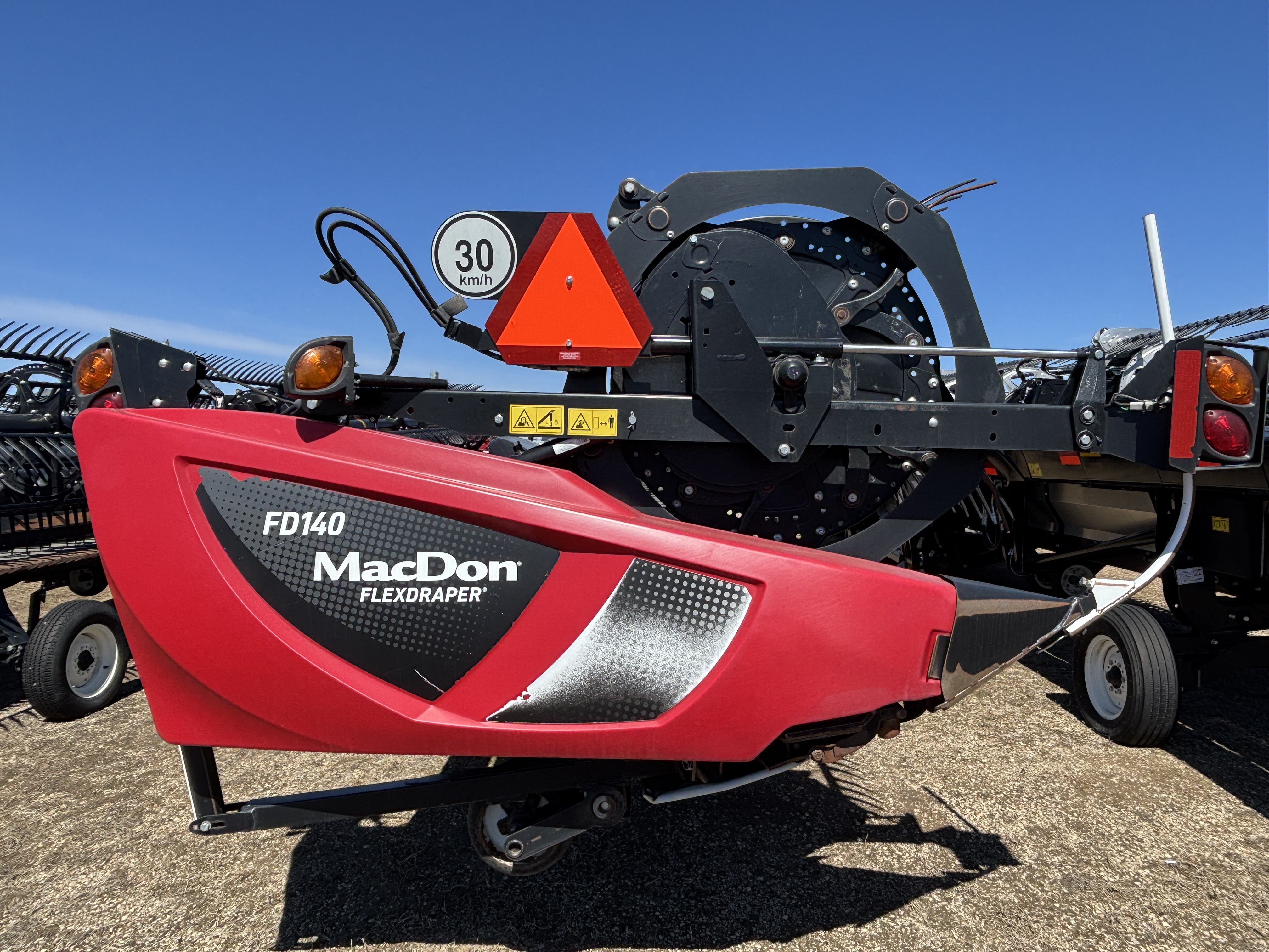2019 MacDon FD140 Header Draper Flex