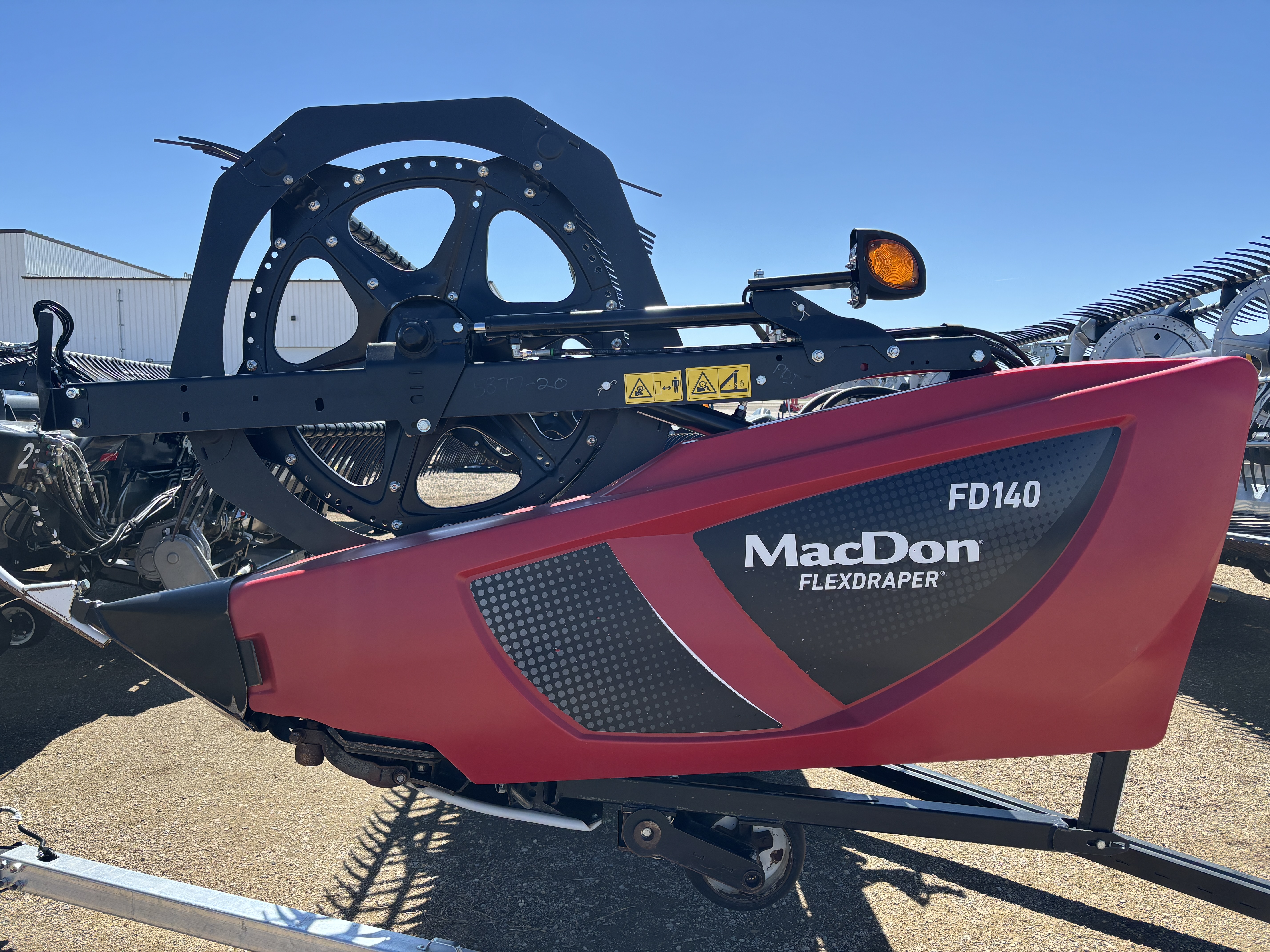 2020 MacDon FD140 Header Draper Flex