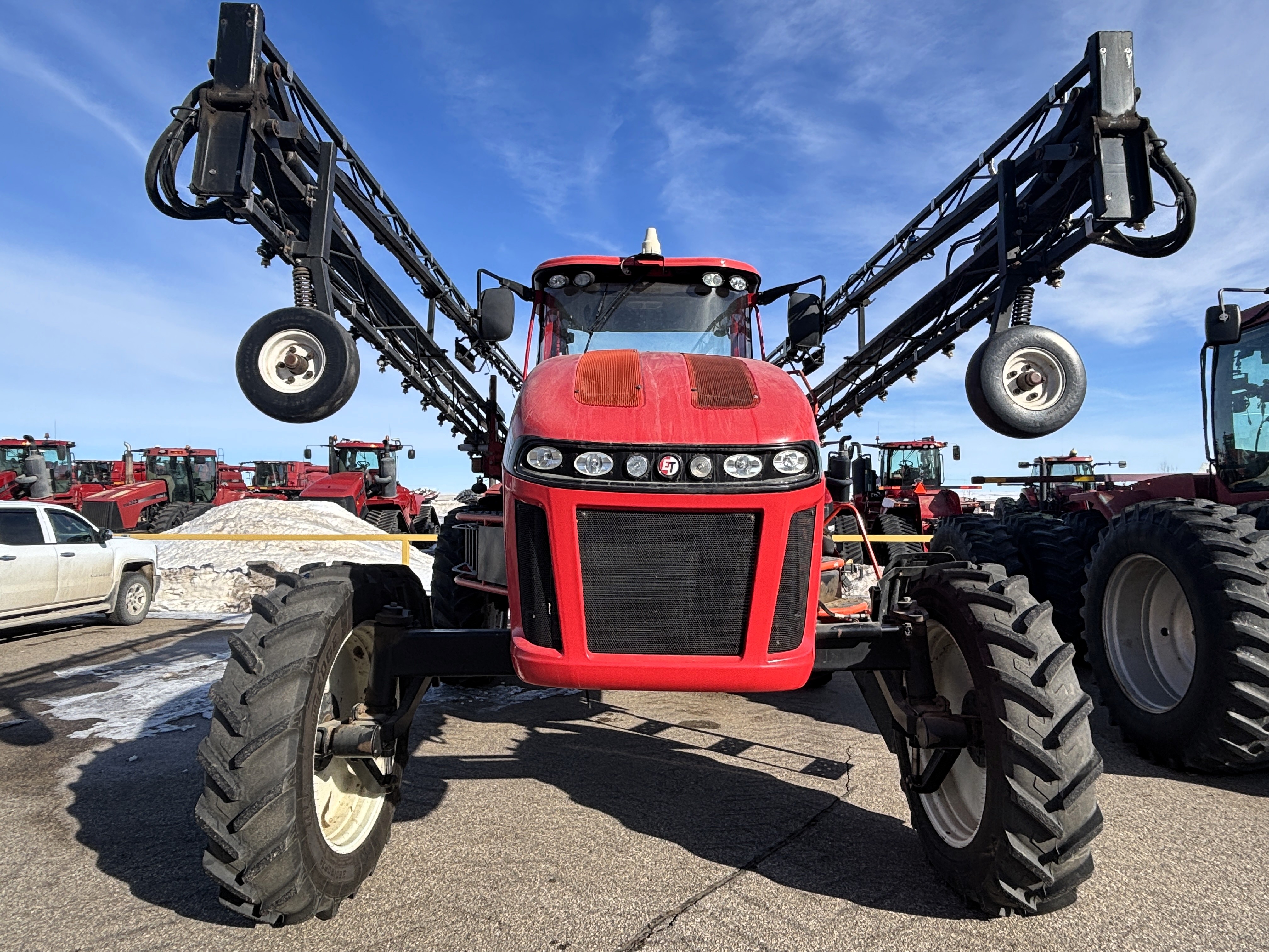 2011 Apache AS1020 Sprayer/High Clearance