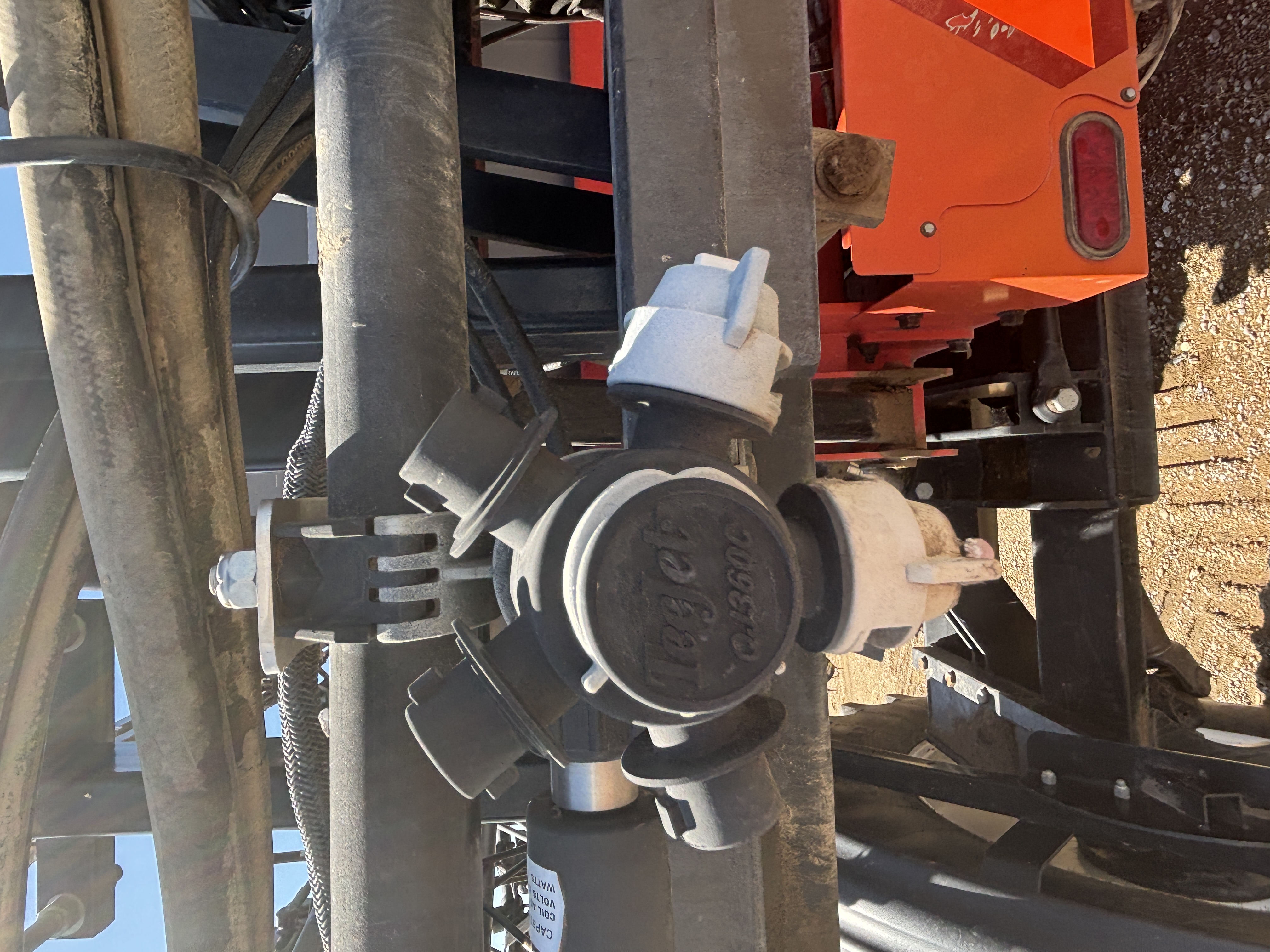2011 Apache AS1020 Sprayer/High Clearance