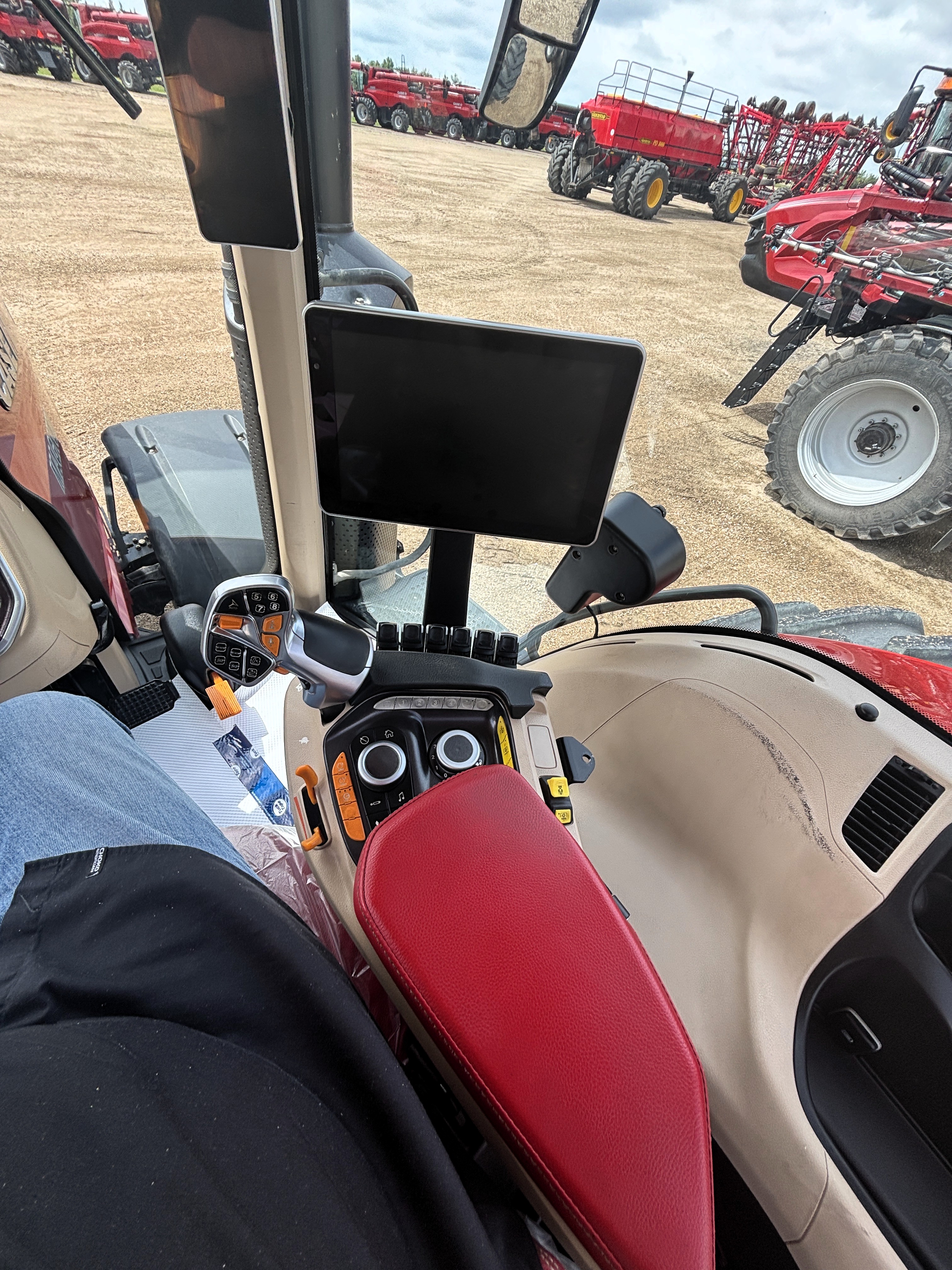 2023 Case IH Magnum 380 AFS Tractor