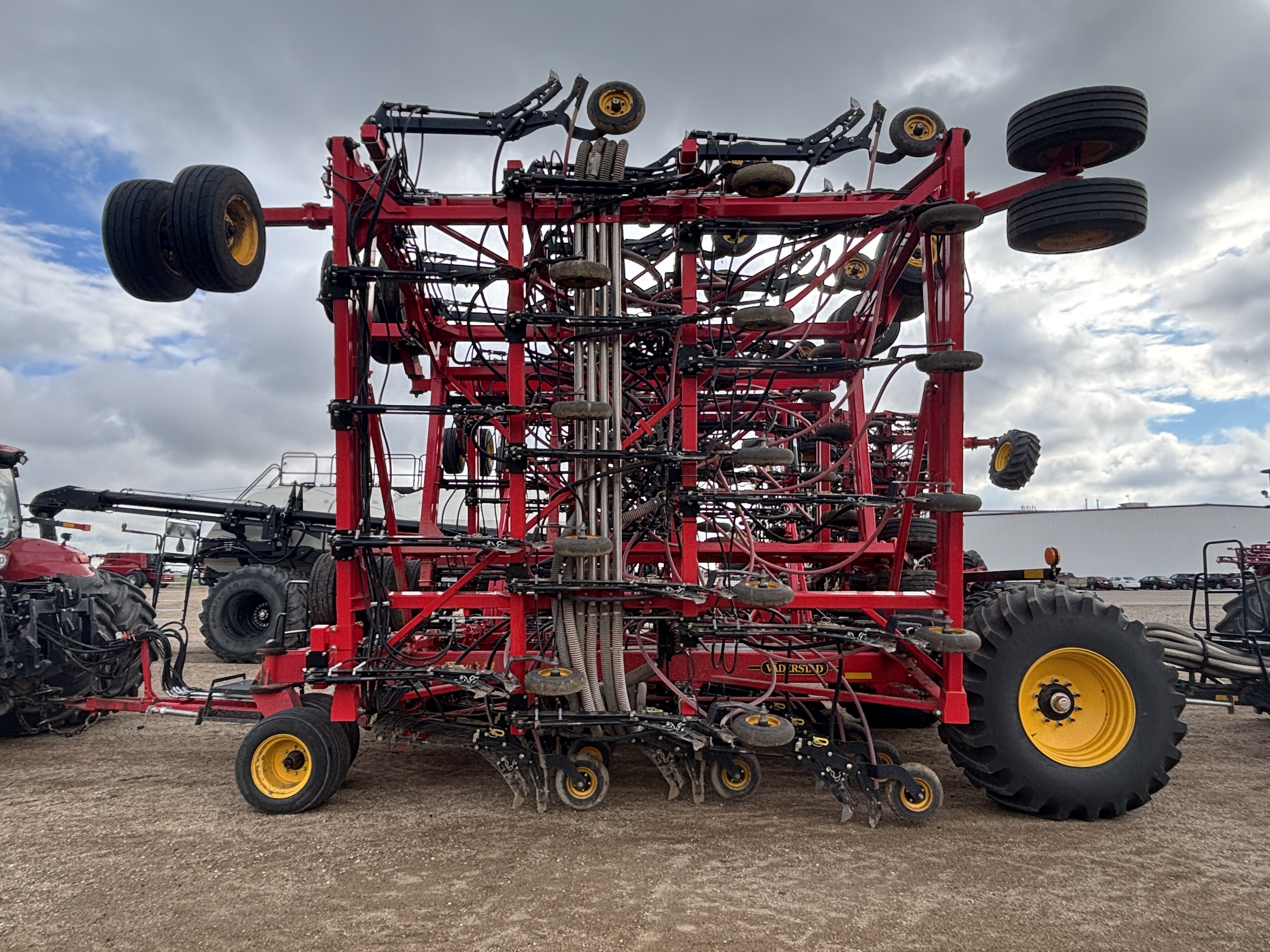 2024 Seed Hawk 8412 & 1000 Air Drill