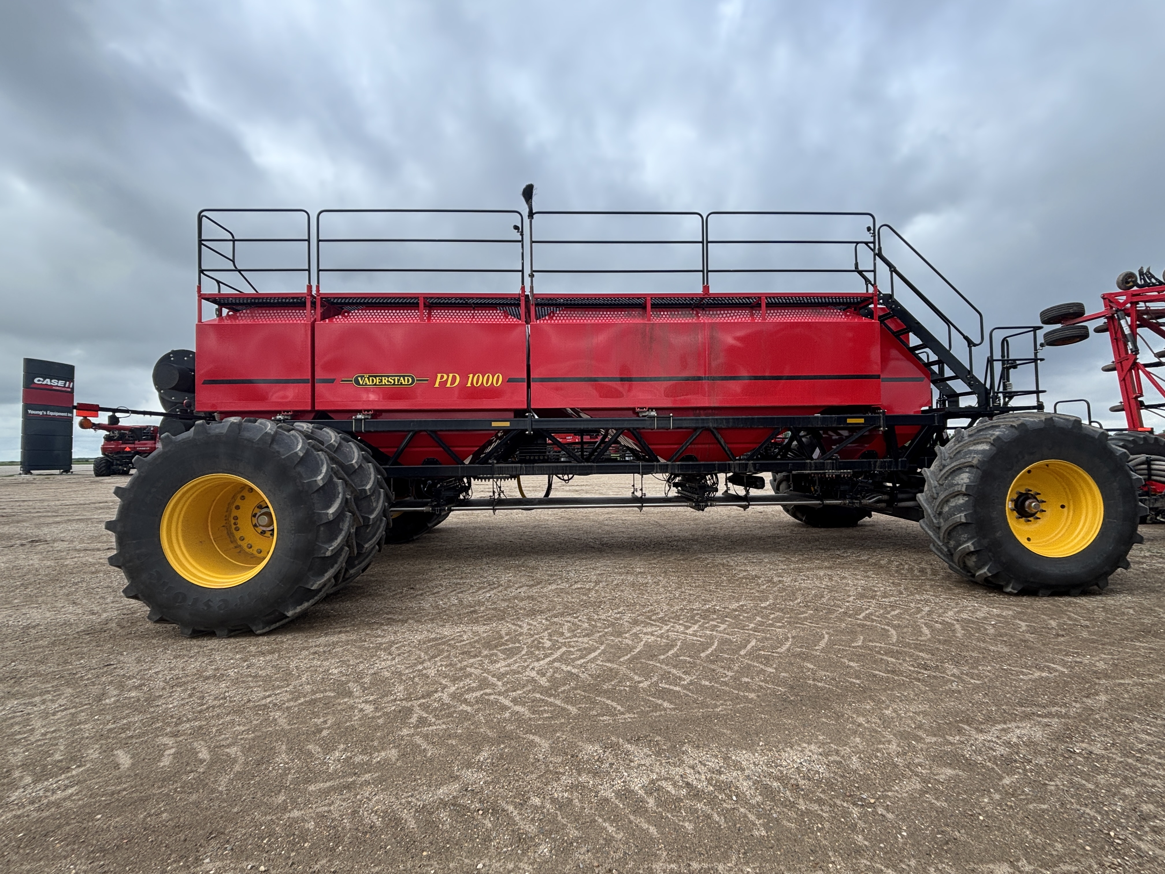 2024 Seed Hawk 8412 & 1000 Air Drill