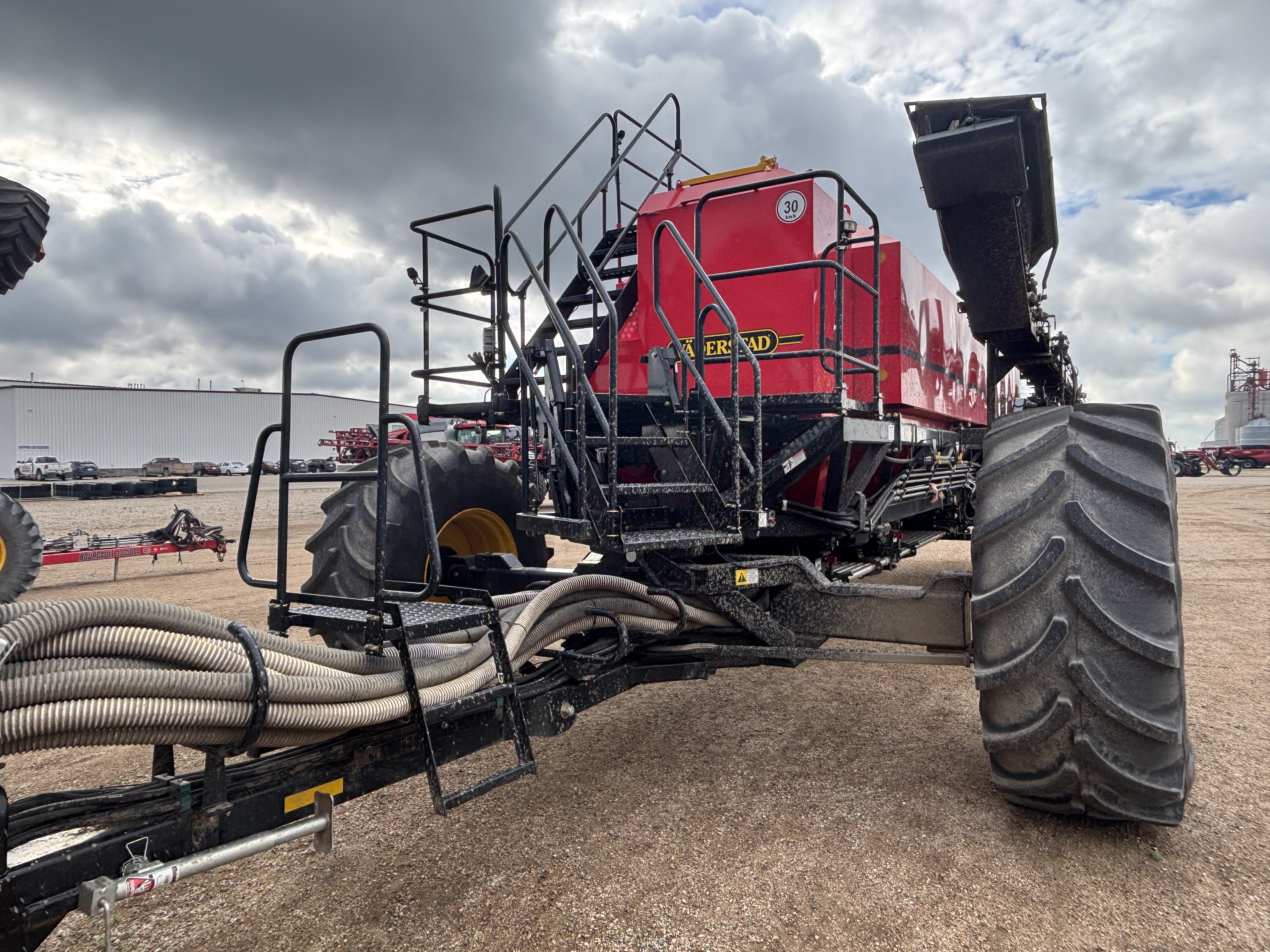 2024 Seed Hawk 8412 & 1000 Air Drill