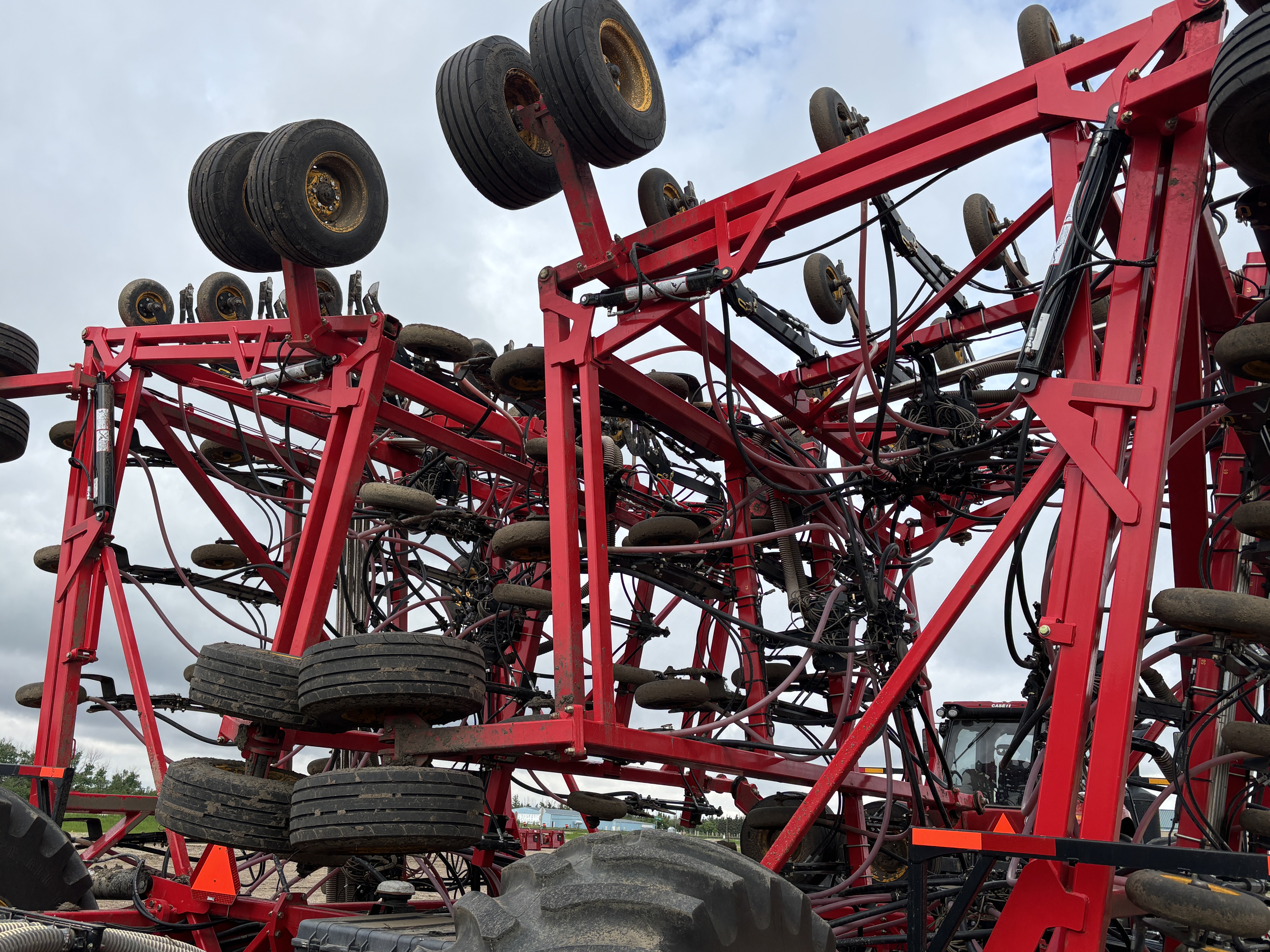 2024 Seed Hawk 8412 & 1000 Air Drill