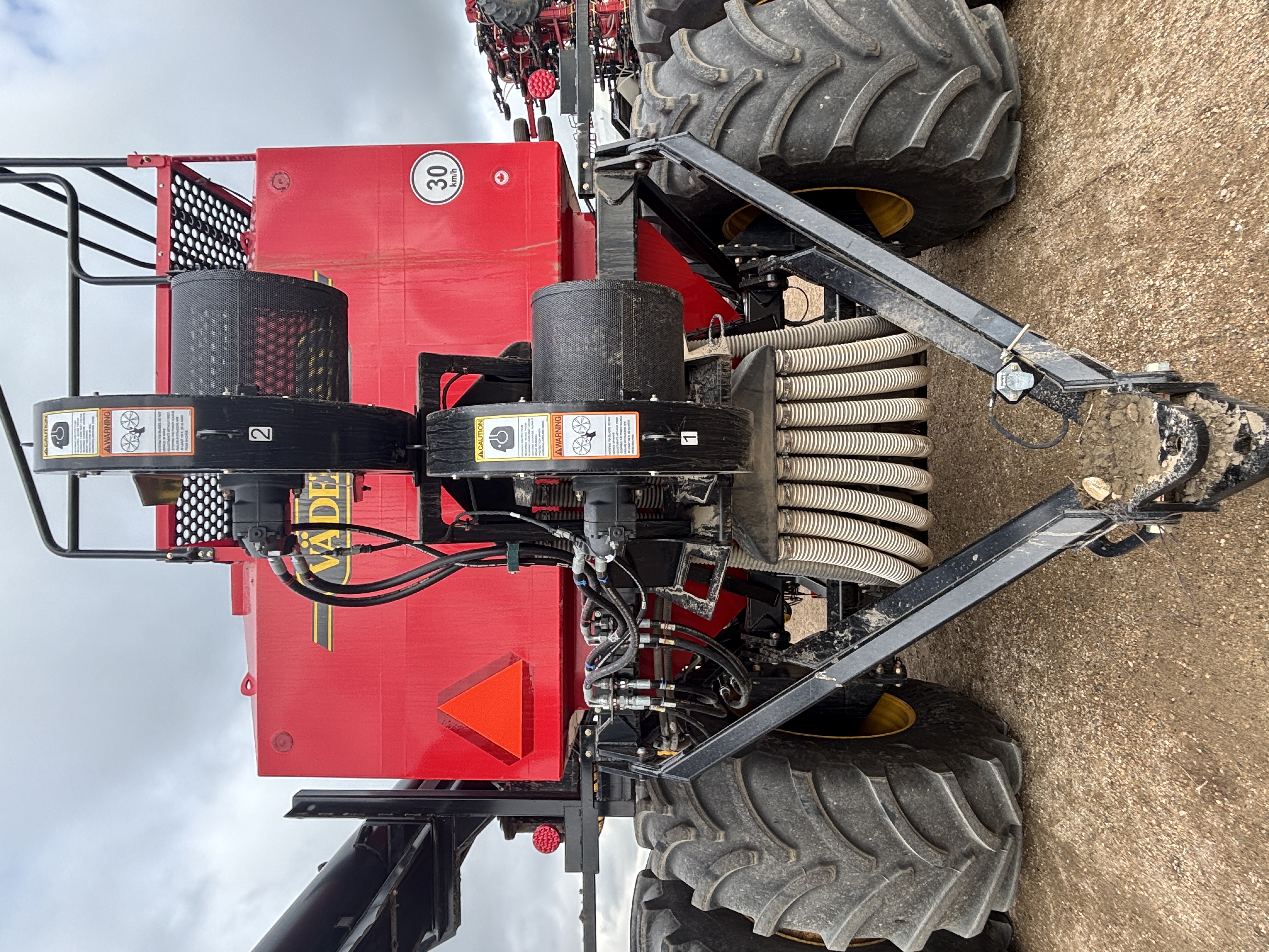 2024 Seed Hawk 8412 & 1000 Air Drill