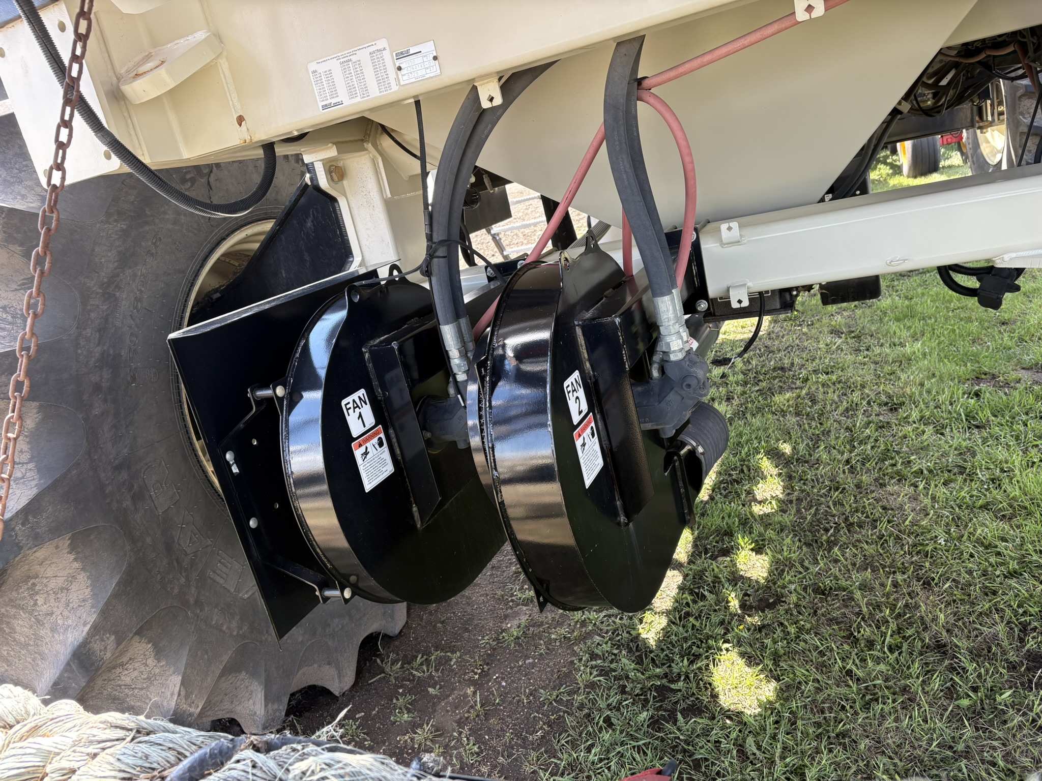2017 Bourgault 7950 Air Tank/Cart