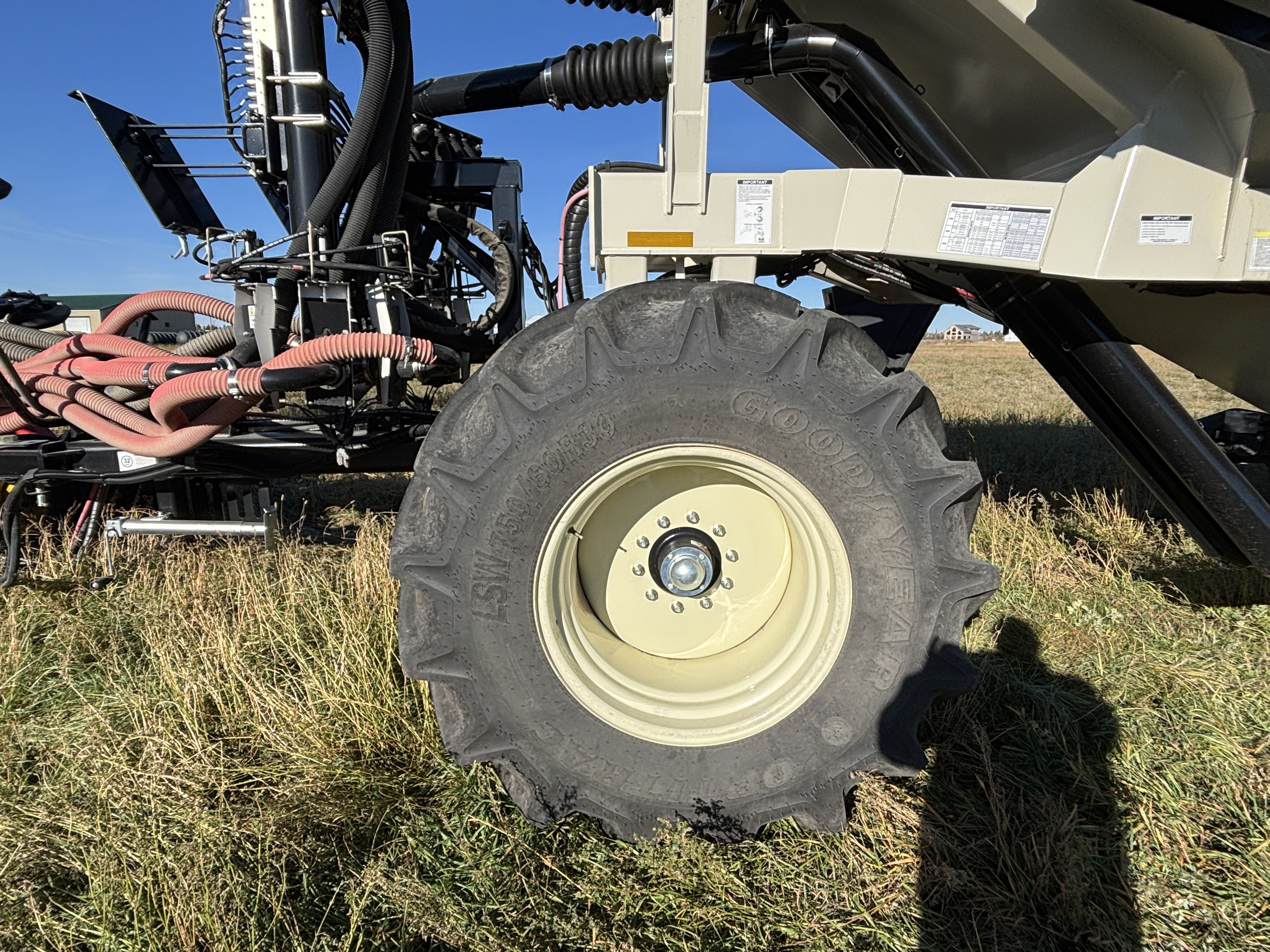 2024 Bourgault 3330-40-12 & 8550 Air Drill