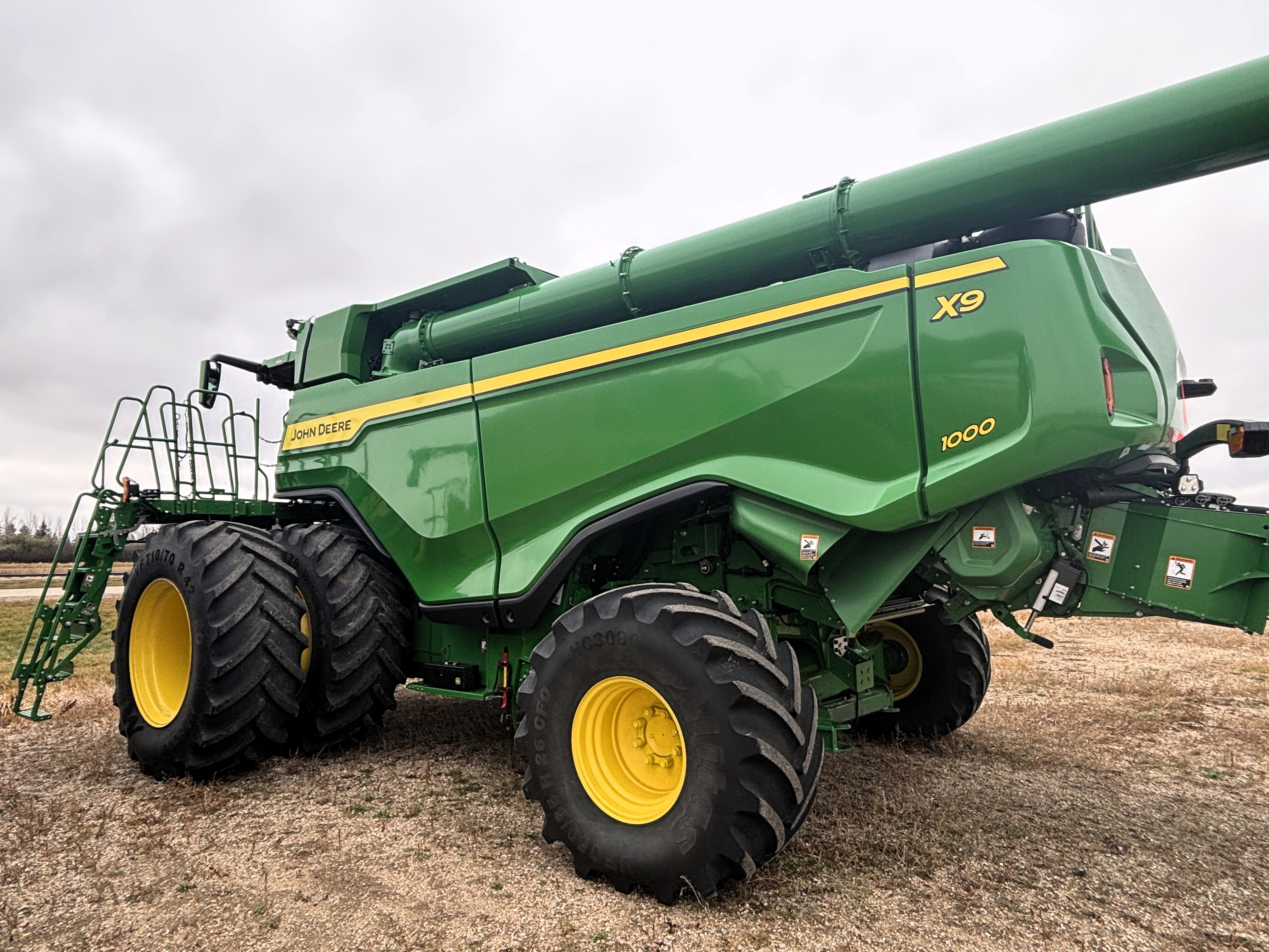 2023 John Deere X9 1000 Combine