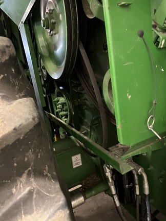 2015 John Deere S690 Combine