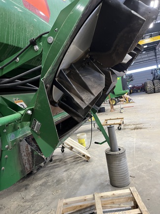 2015 John Deere S690 Combine