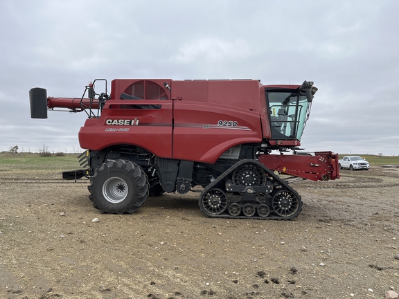 2021 Case IH 9250 Combine