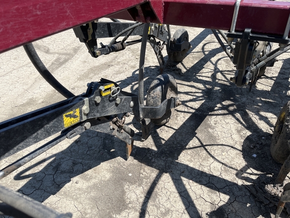 2013 Seed Hawk 84-12 W/800 Air Seeder