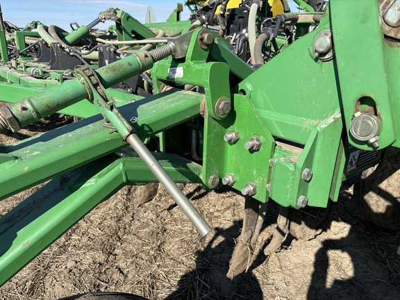 2009 John Deere 1870 Air Seeder