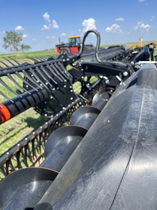 2018 MacDon FD140 Header Combine