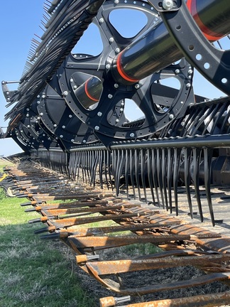 2018 MacDon FD140 Header Combine