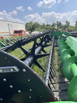 2019 John Deere 740FD Header Combine