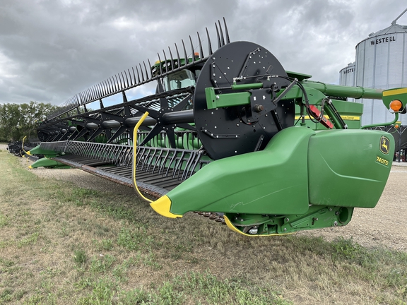2020 John Deere 740FD Header Combine