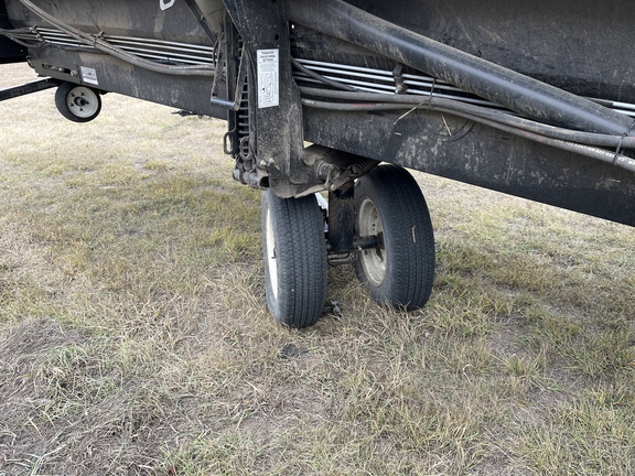 2016 MacDon FD75-45 Header Combine