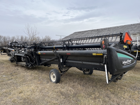 2016 MacDon FD75-45 Header Combine