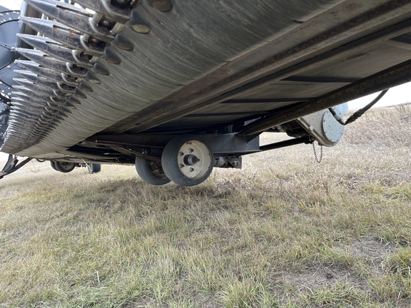 2016 MacDon FD75-45 Header Combine