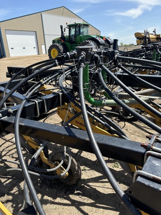 2014 Seed Master SEEDMASTR 10015TXB Air Seeder