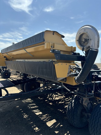 2014 Seed Master SEEDMASTR 10015TXB Air Seeder