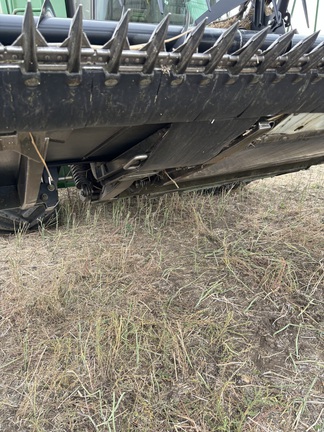 2009 MacDon FD70-35 Header Combine