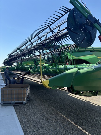 2022 John Deere HD45F Header Combine