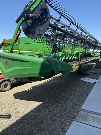 2022 John Deere HD45F Header Combine