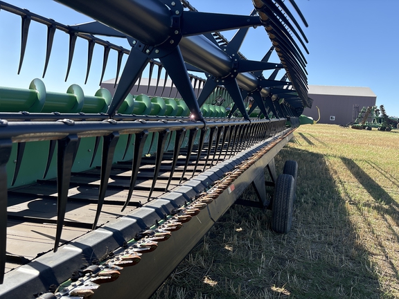 2015 John Deere 645FD Header Combine