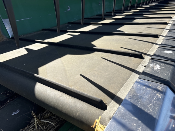 2015 John Deere 645FD Header Combine