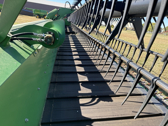 2015 John Deere 645FD Header Combine