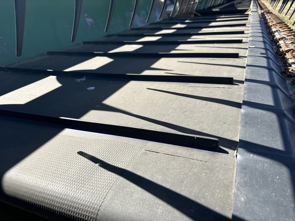 2015 John Deere 645FD Header Combine