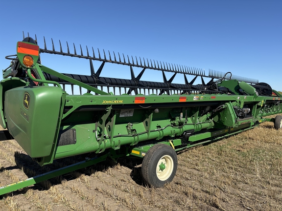 2017 John Deere 645FD Header Combine