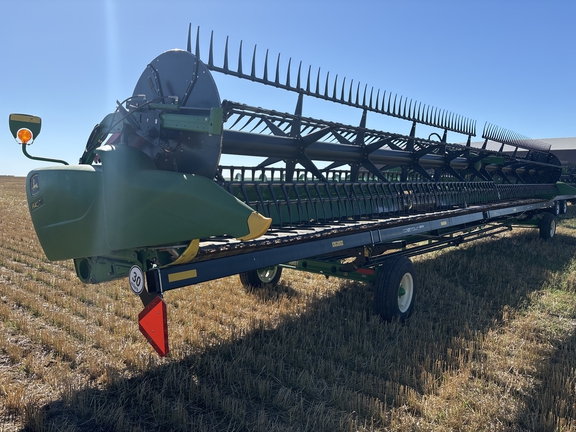 2017 John Deere 645FD Header Combine