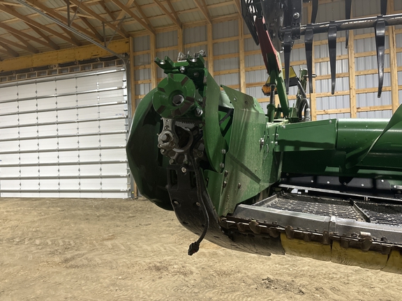 2022 John Deere HD40R Header Combine