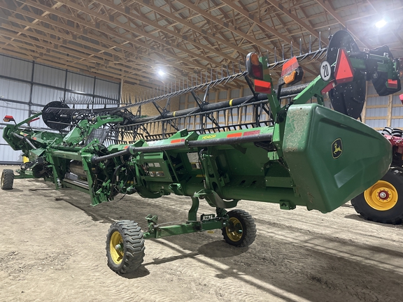 2022 John Deere HD40R Header Combine