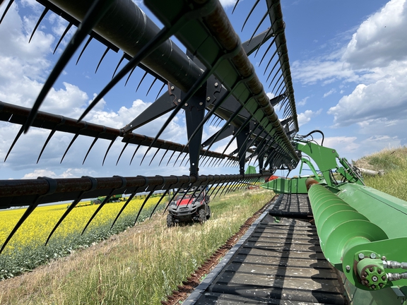 2012 John Deere 640FD Header Combine