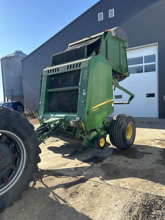 2022 John Deere 560M Baler/Round