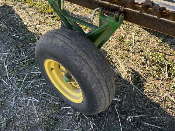 2006 John Deere 936D Header Combine