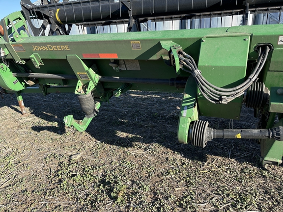 2006 John Deere 936D Header Combine