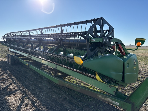 2021 John Deere 635F Header Combine